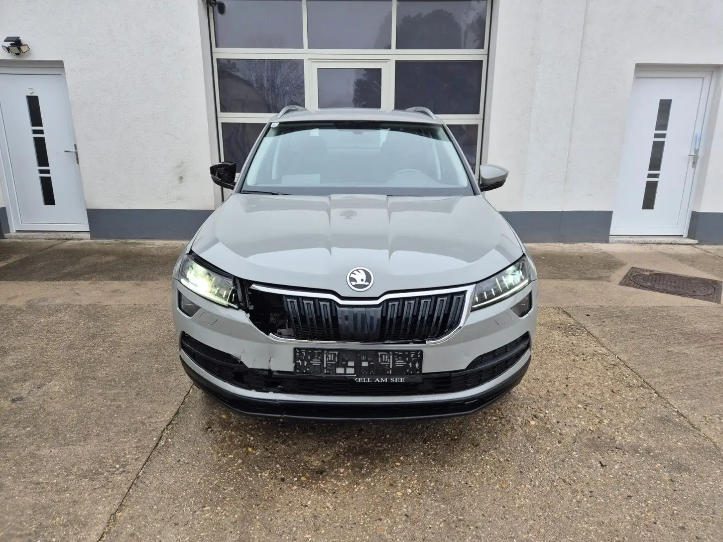 Skoda Karoq Diesel Allrad 2,0 TDI SCR 4x4 Style Grau - 1
