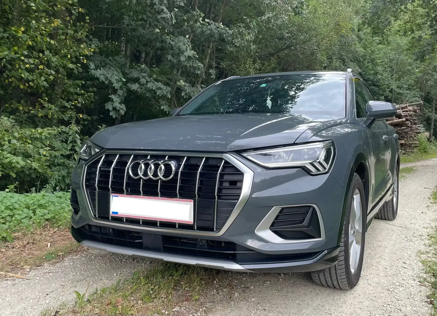 Audi Q3 Q3 35 TDI quattro S-line S-line Grau - 1