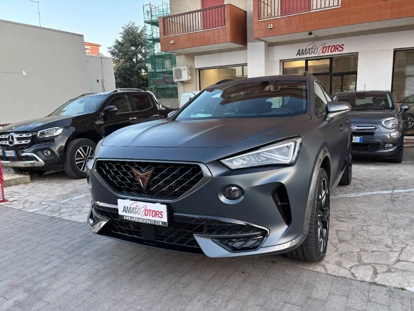 CUPRA Formentor 1.5 tsi dsg Gris - 1