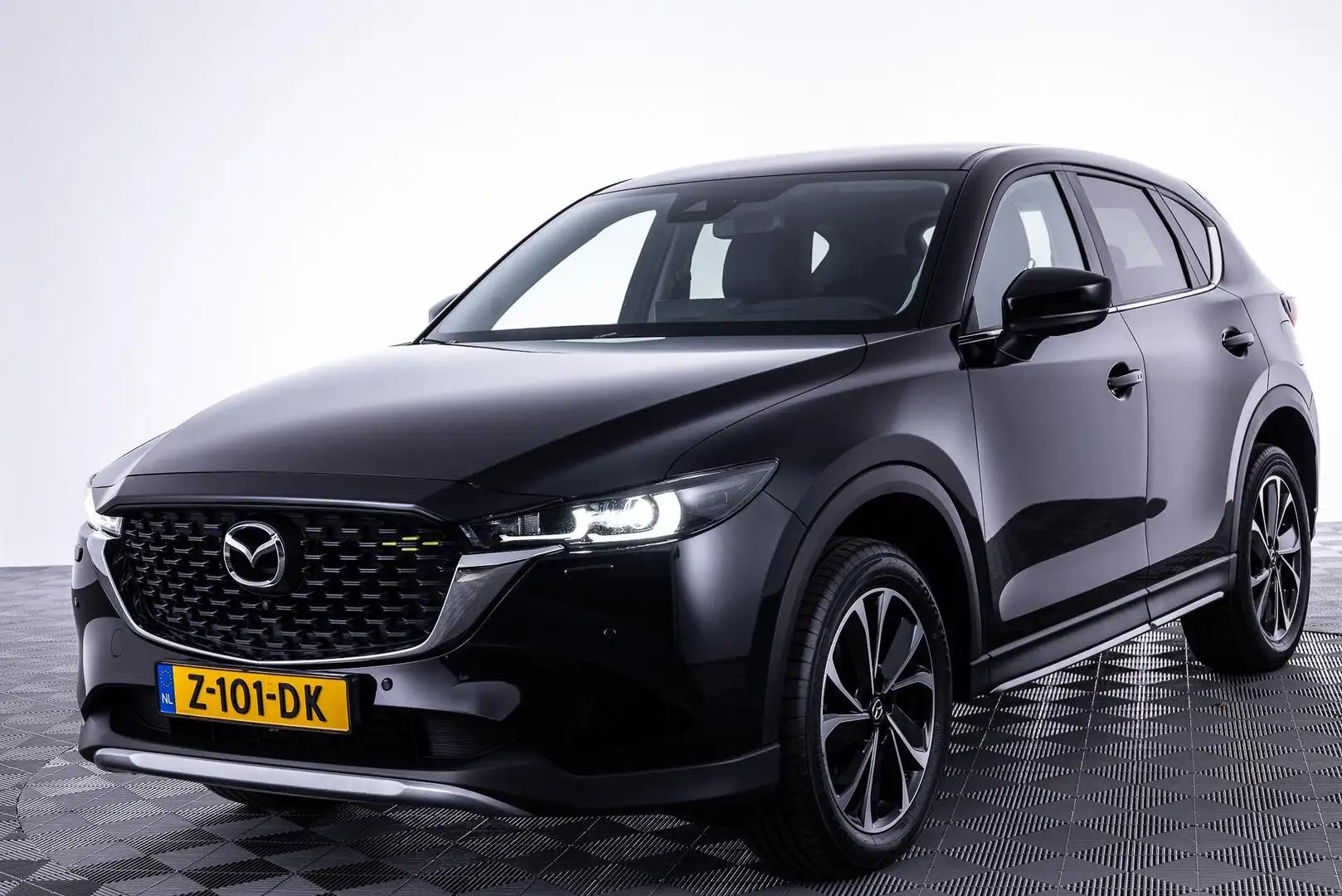 Mazda CX-5 2.0 e-SkyActiv-G M Hybrid 165 Newground | AUTOMAAT Nero - 2