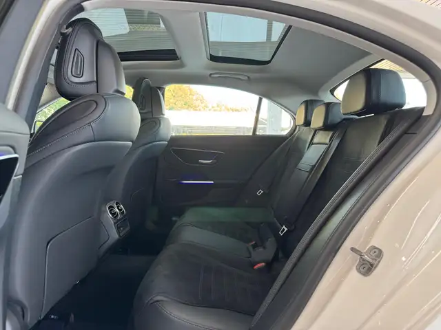 Mercedes-Benz C-Class view 14