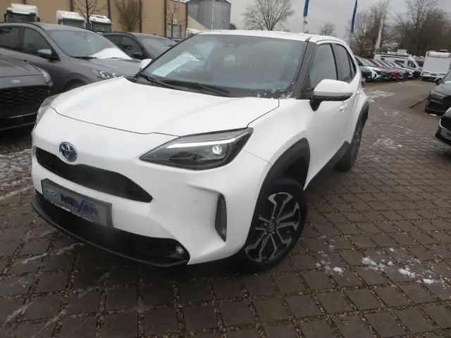 Toyota Yaris Cross Hybrid FWD Team D. Automatik