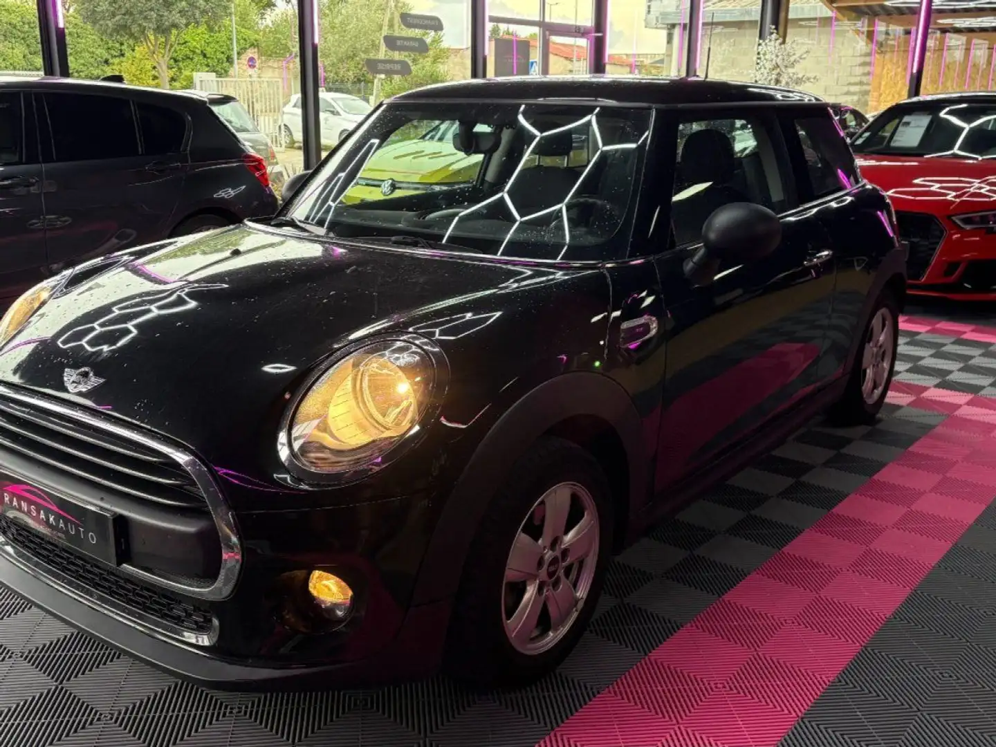 MINI One III 75 ch Sièges Chauffants ~ Demarrage sans clés ~ Climatisation Nero - 2