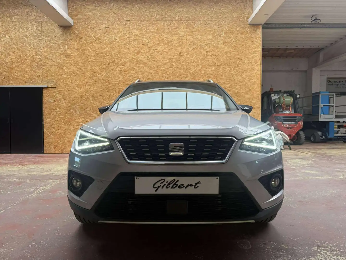 SEAT Arona Arona 1.0 TSI DSG XCELLENCE Zilver - 2