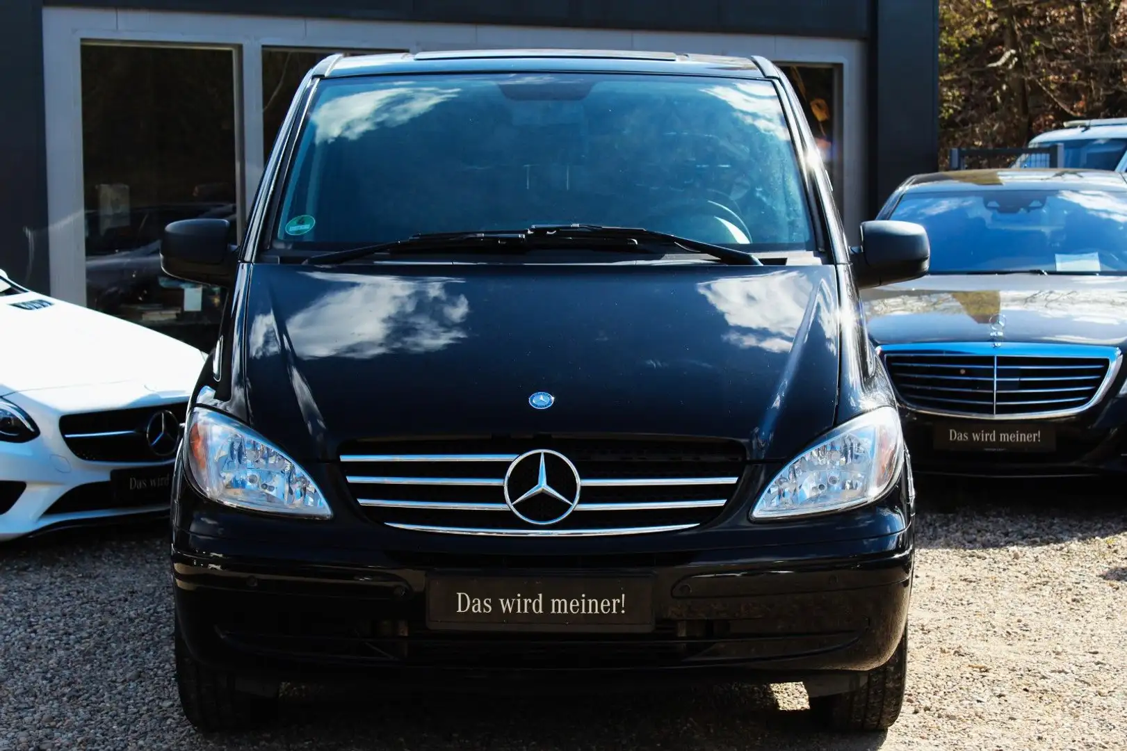 Mercedes-Benz Viano 2.2 CDI AMBIENTE extralang 6-GANG PDC 8-SI Negro - 2