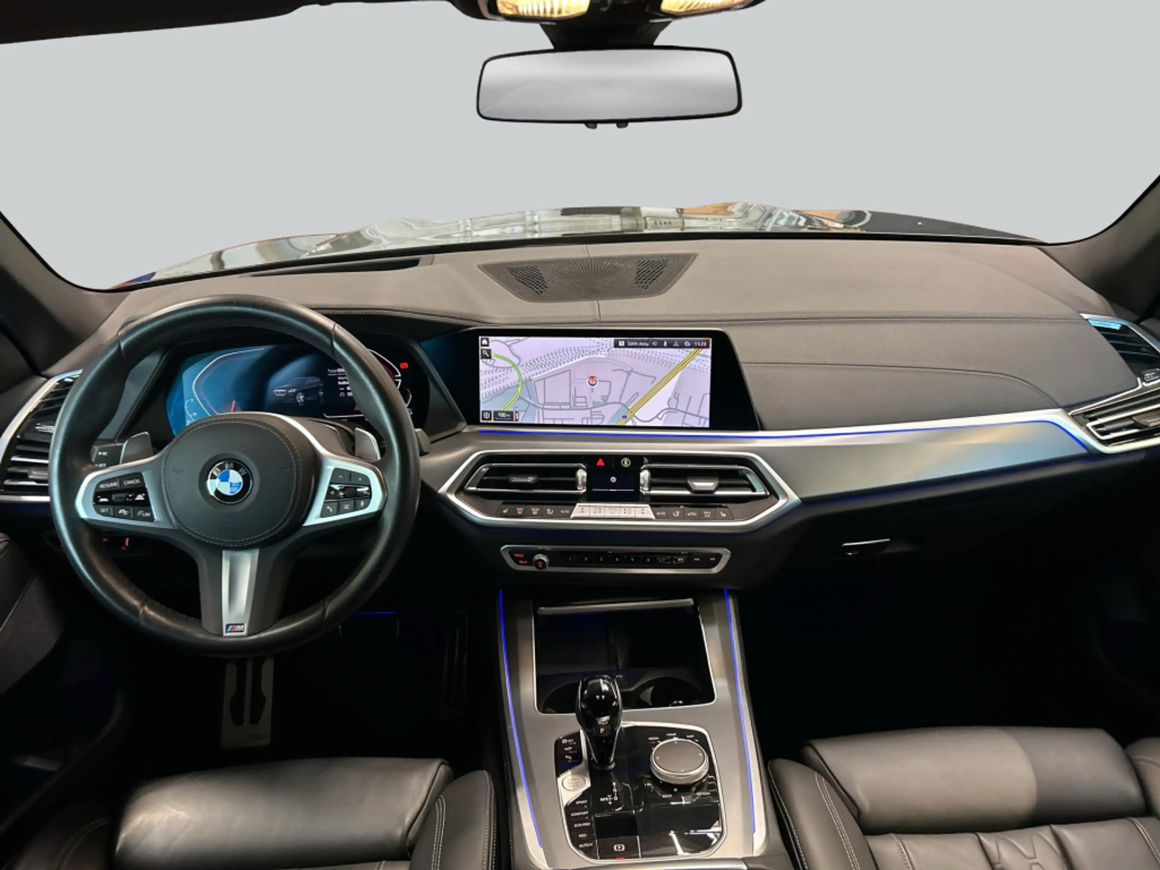 BMW X5 xDrive40d *HuD*Sportpkaet*AHK*Pano* — photo 15