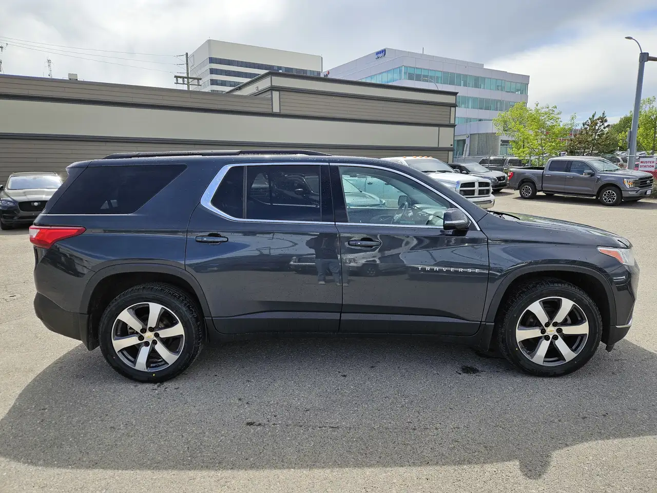 Chevrolet Traverse снимка Chevrolet Traverse