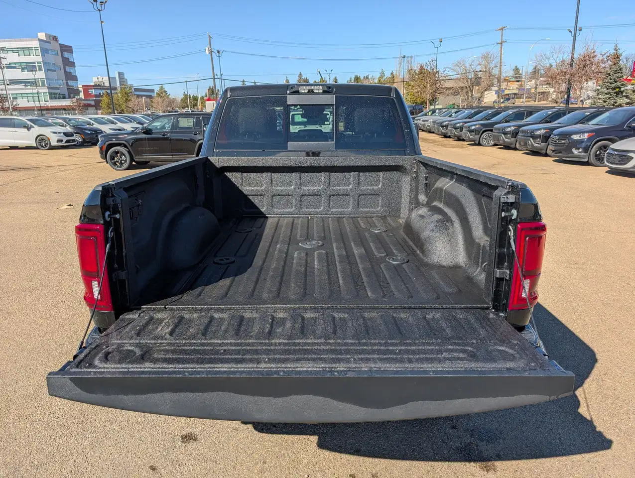 RAM 2500 снимка RAM 2500