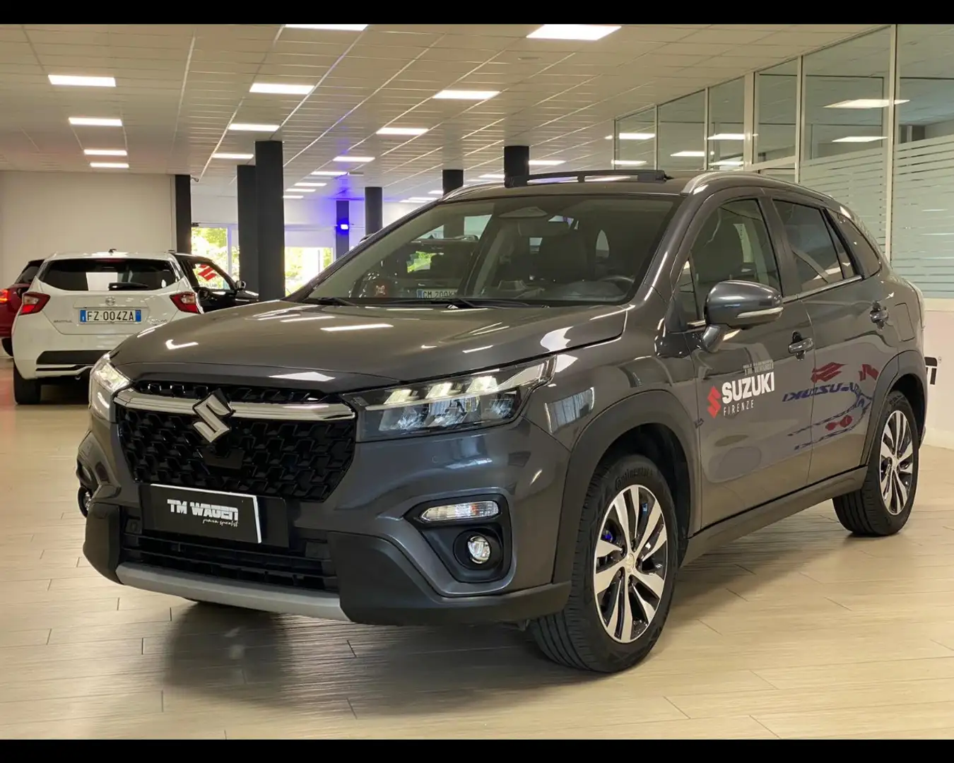 Suzuki S-Cross HYBRID 1.5 STARVIEW 4WD AG AT Grey - 1