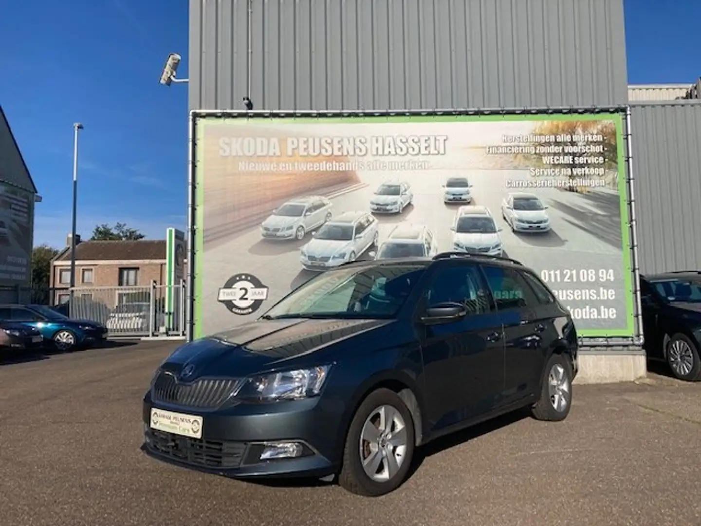 Skoda Fabia 1.4 TDi- Amb.- NAVI- €149x42m Gris - 1
