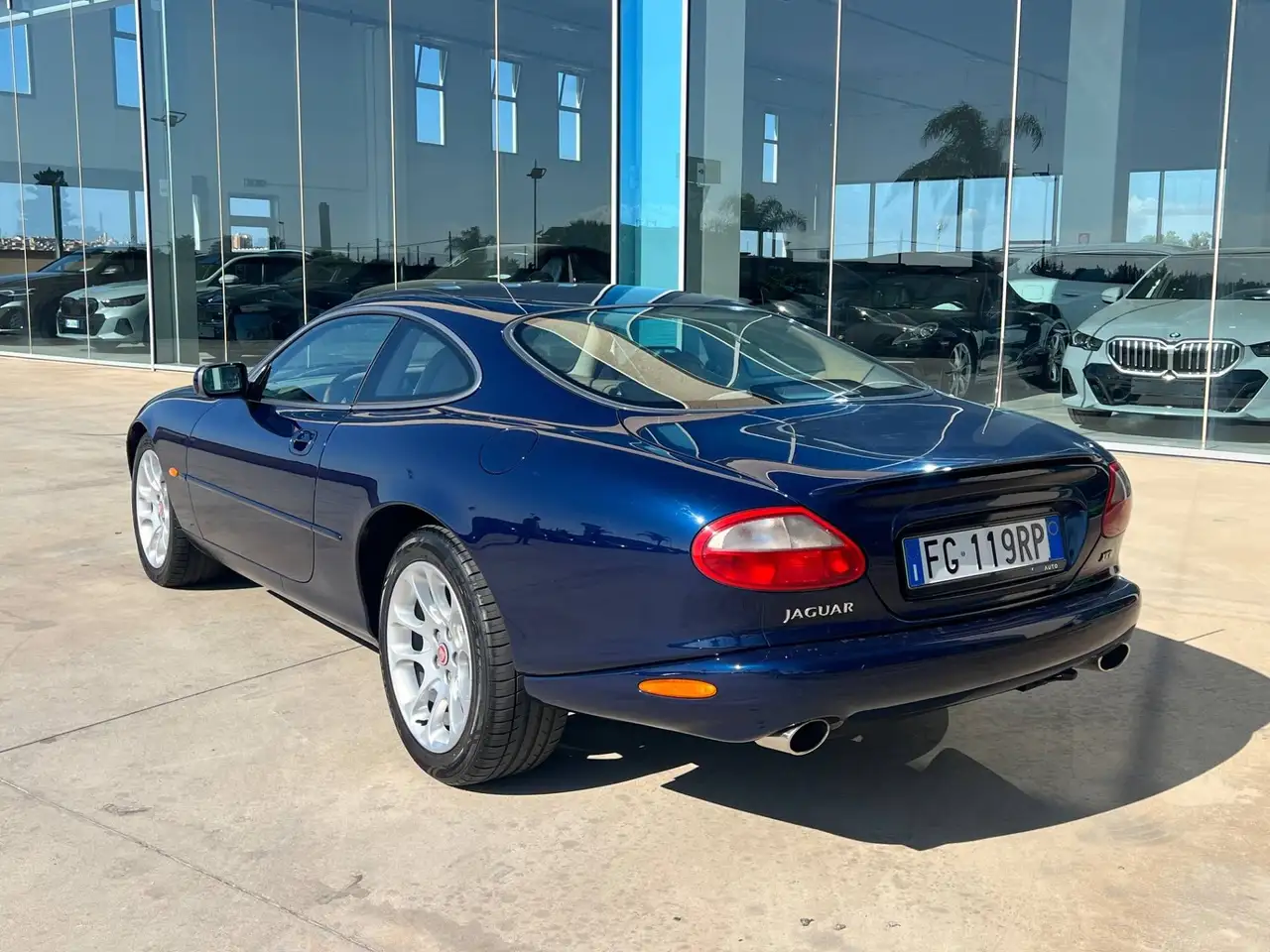 Jaguar XKR 4.0 363cv coupe - iscritta al registro collezionistico ASI, foto 3