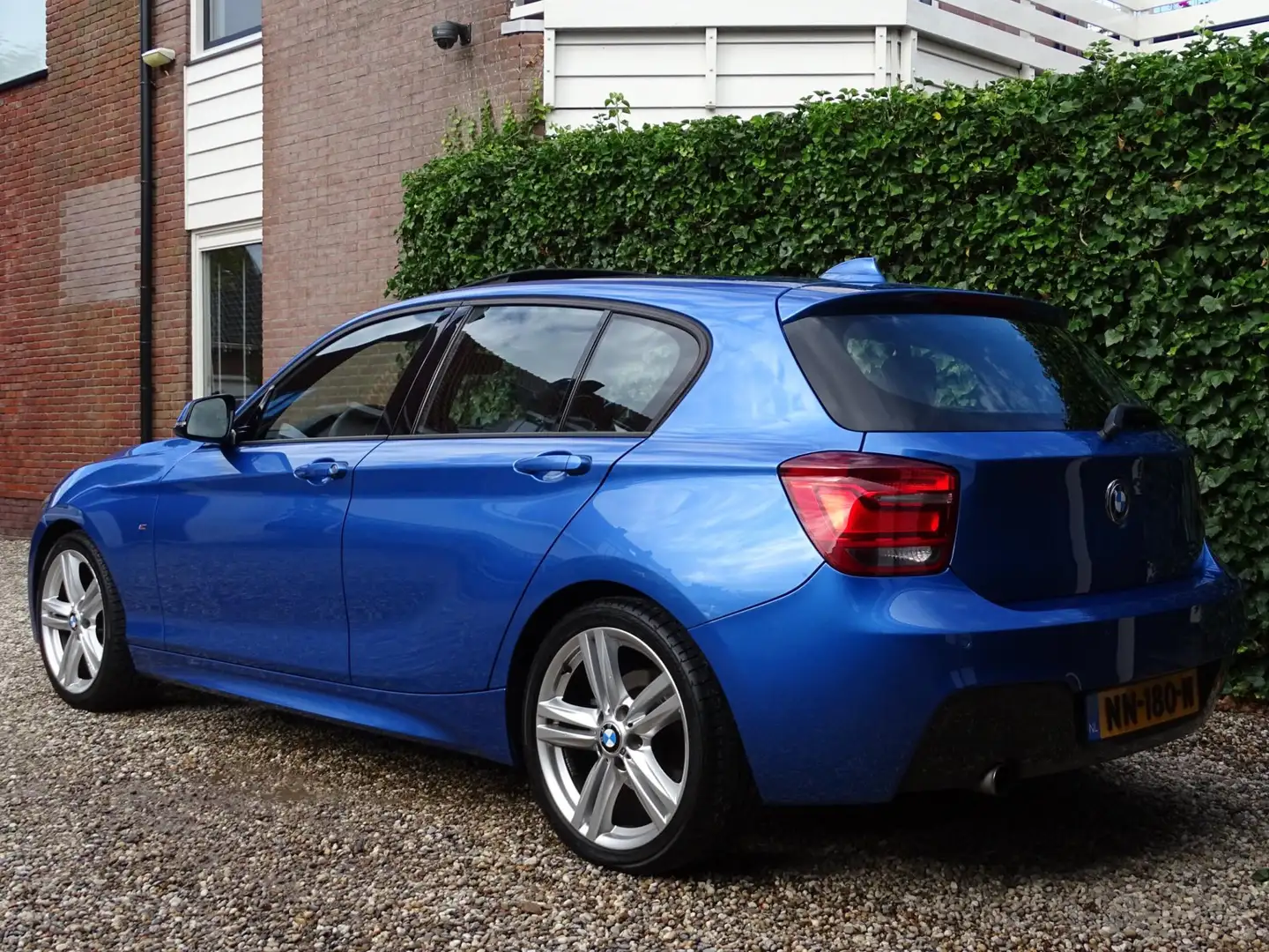 BMW 116 1-serie 116i High Executive | Automaat | M- pakket Blauw - 2
