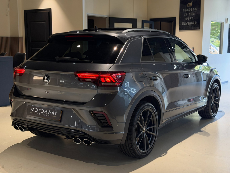 Volkswagen T-Roc R 2.0 TSI 4Motion 300PK |Pano|Beats|Virtual|Leder| — photo 8