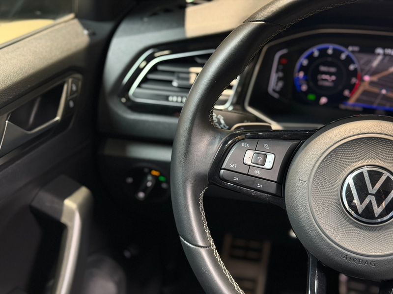 Volkswagen T-Roc R 2.0 TSI 4Motion 300PK |Pano|Beats|Virtual|Leder| — photo 27