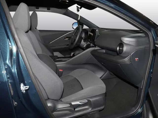 Toyota C-HR view 6