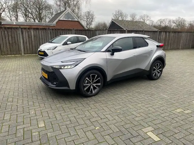 Toyota C-HR 1.8Hybrid 140 Dynamic PARKEERSENSOREN NAVI NL-AUTO