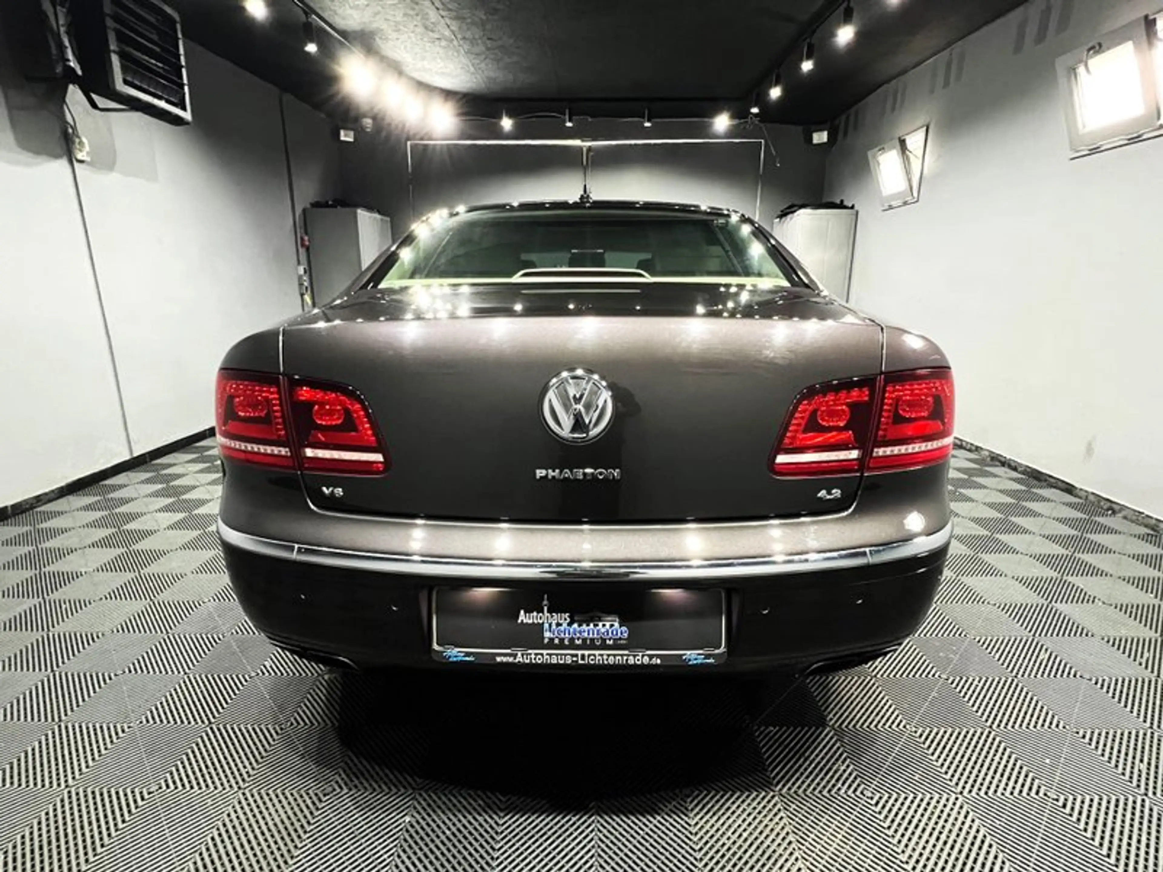 Volkswagen Phaeton V8 4Motion LANG|PANO|MASSAGE|LEDER|STHG|SOUND — photo 7