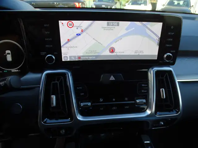 Kia Sorento view 12