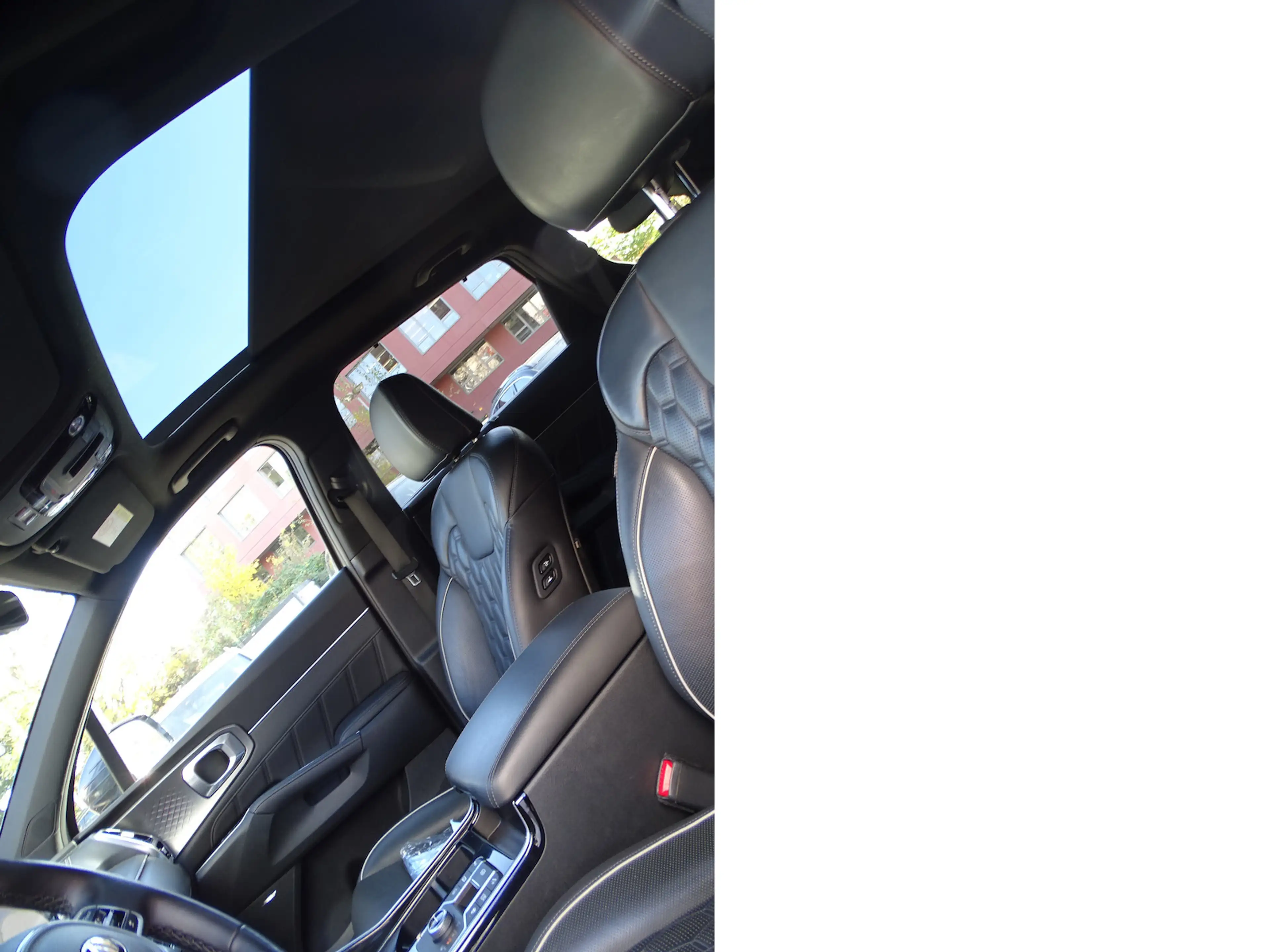 Kia Sorento 2.2 CRDI Platinum 4WD Pano , AHK — photo 14