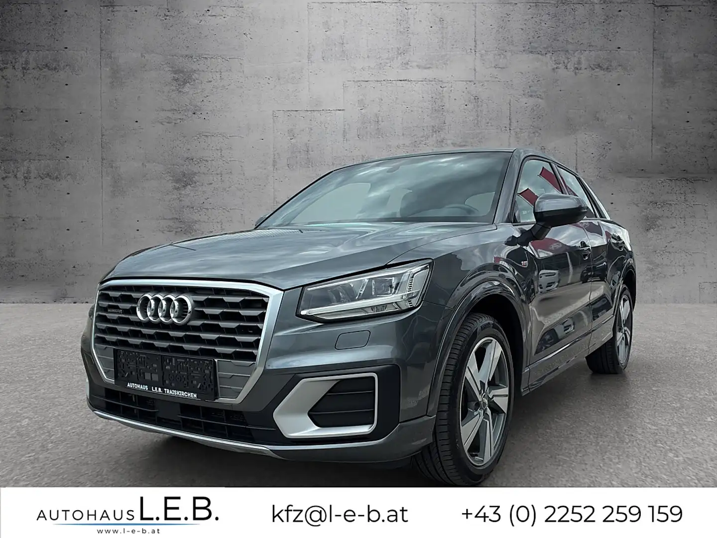 Audi Q2 2,0 TDI quattro S-tronic Sport Grau - 1