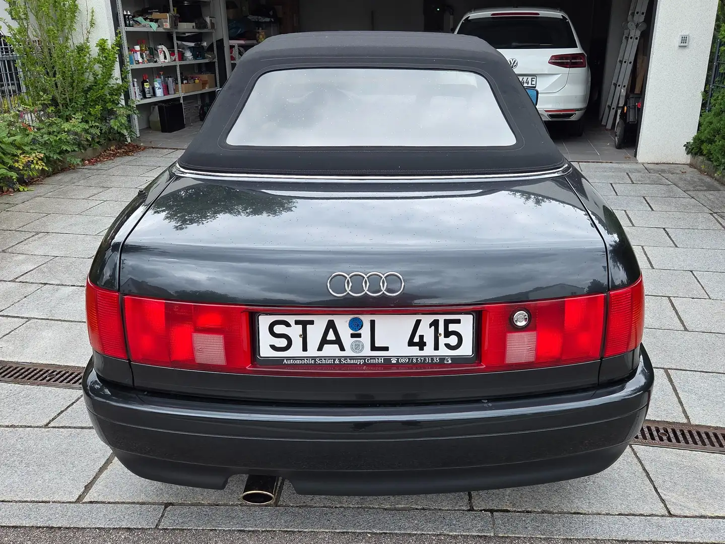 Audi Cabriolet Cabriolet 2.0 Чорний - 1