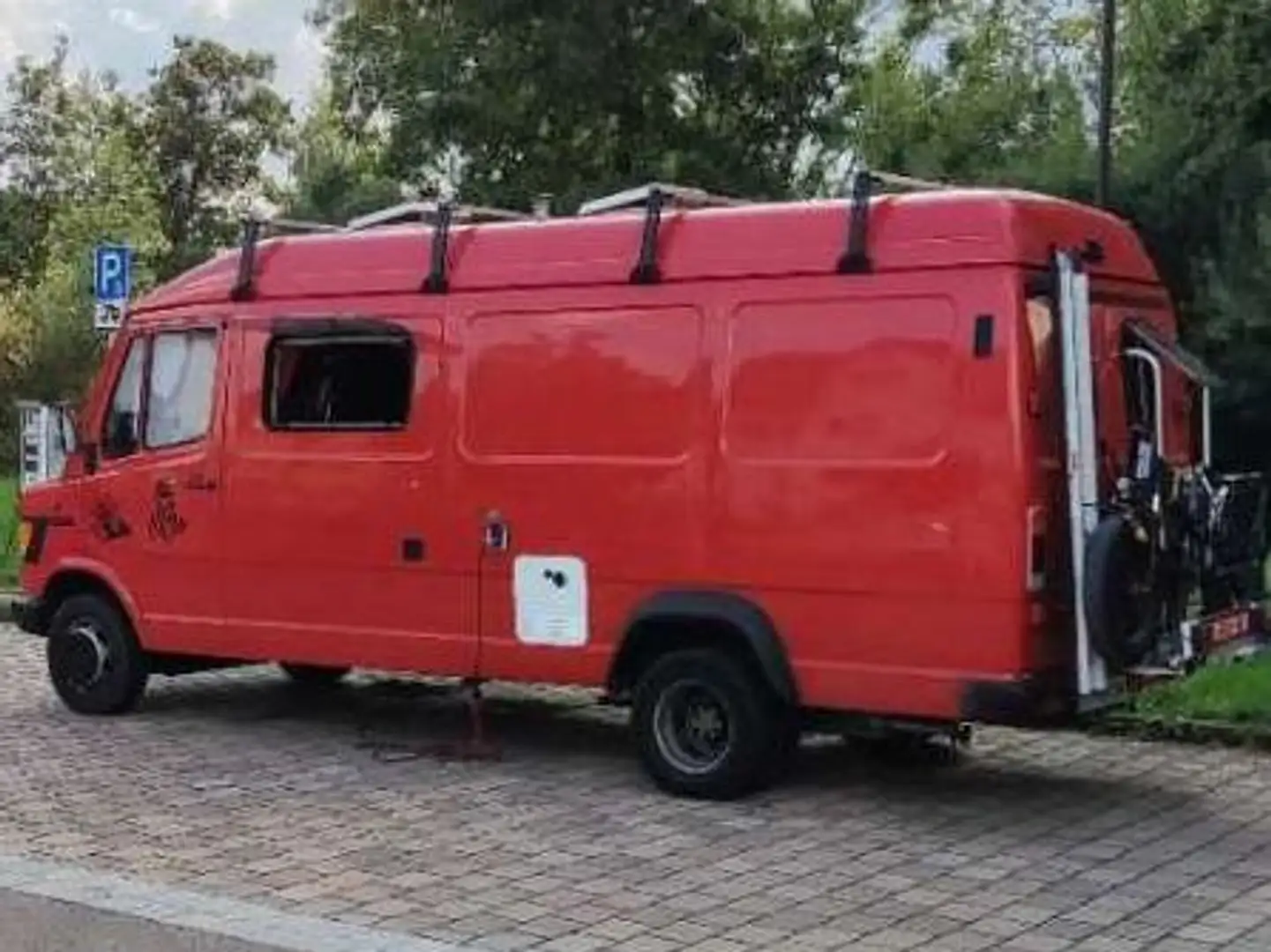 Mercedes-Benz T1 407D Kasten/Wohnmobil Rot - 1