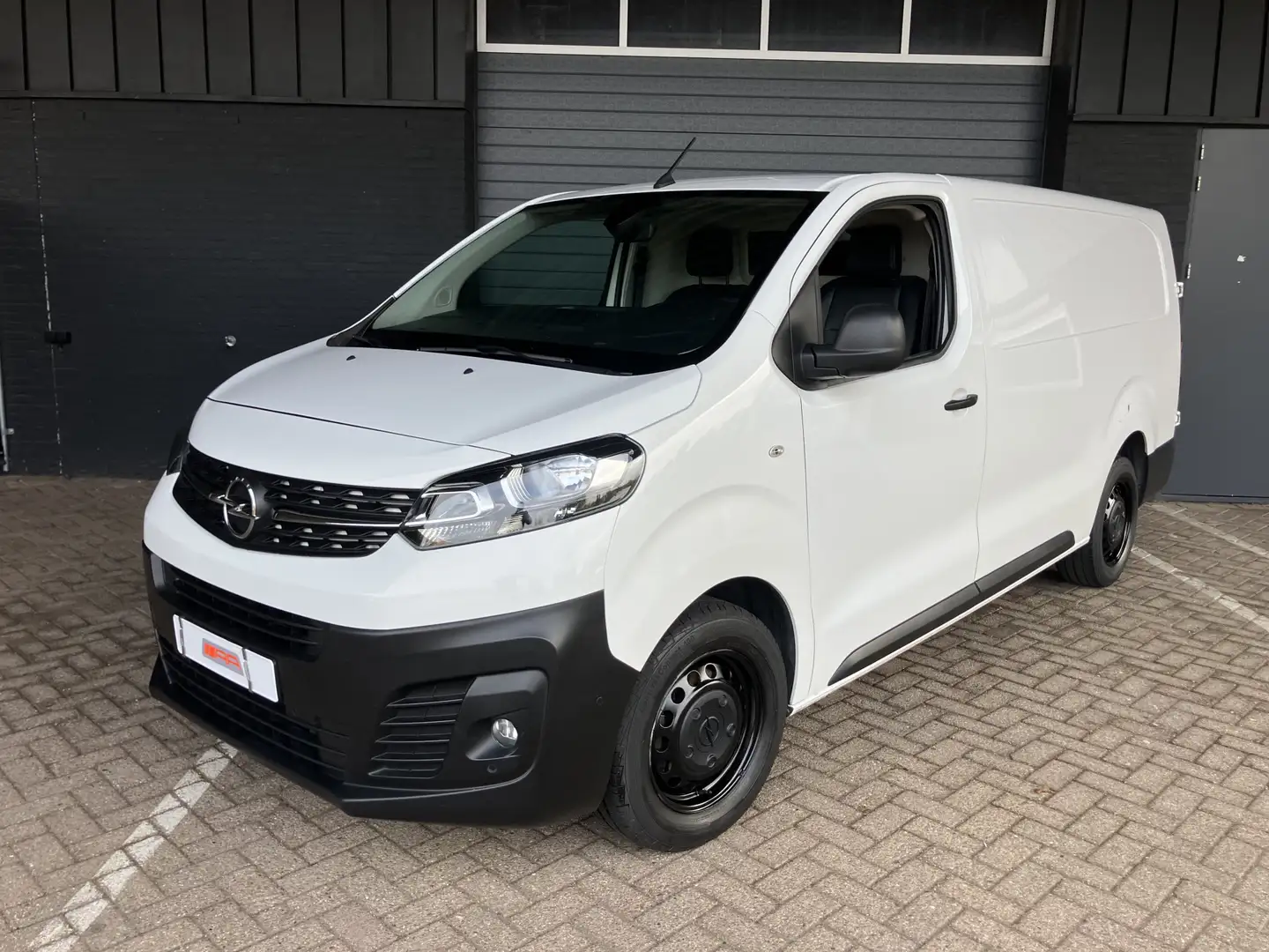 Opel Vivaro 2.0 CDTI L2H1 EDITION-AUT-LED Wit - 2