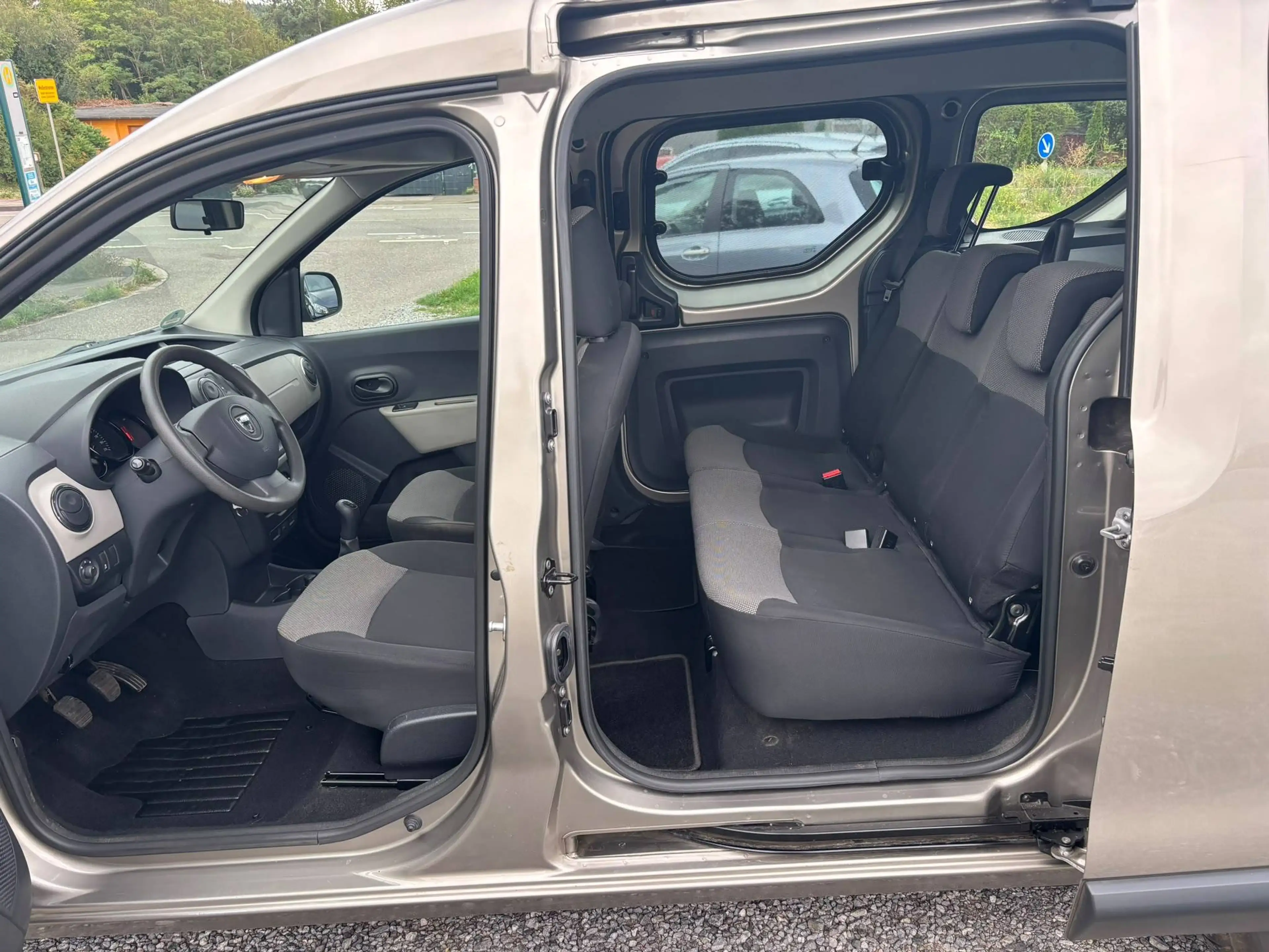 Dacia Dokker Dokker TCe 115 Ambiance — photo 11