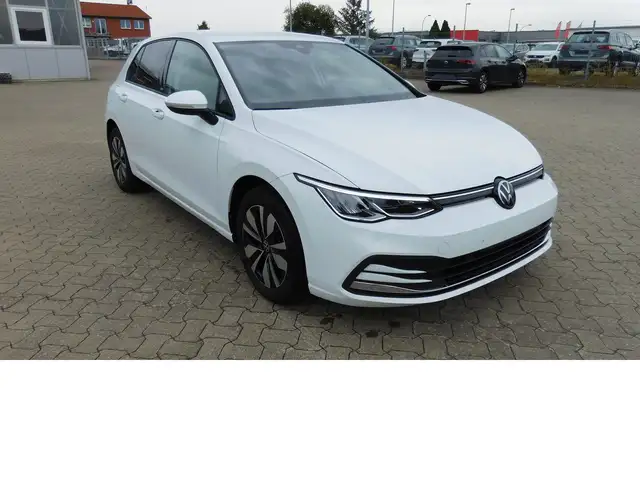 Volkswagen Golf view 4