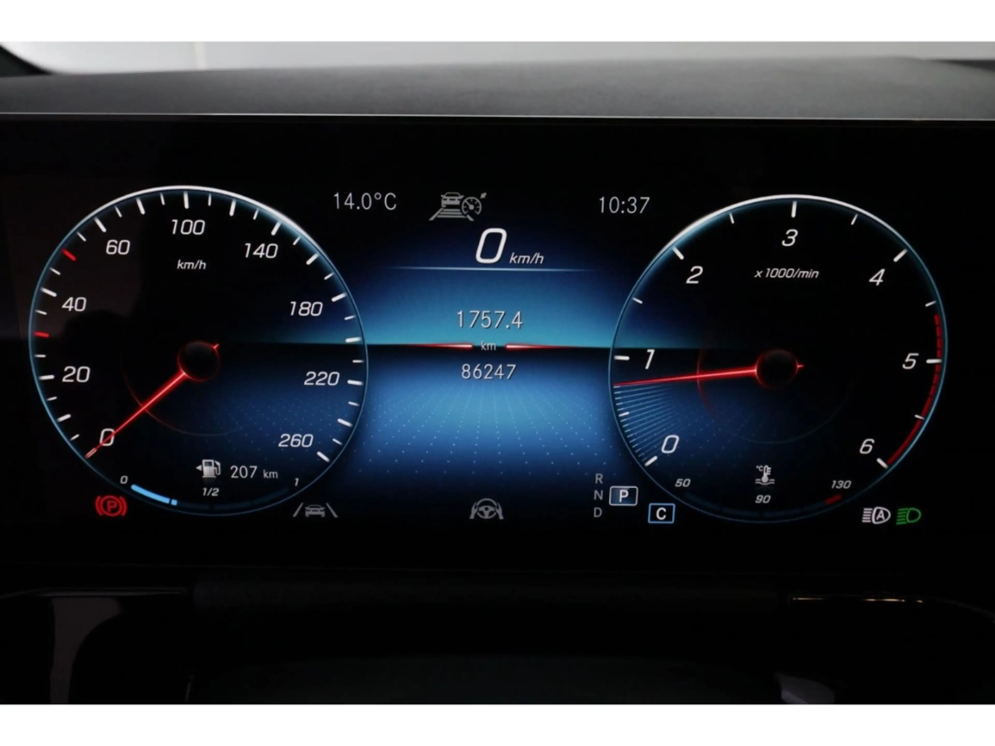 Mercedes-Benz GLA 220 d 8G-DCT Progressive+LED+NAVI+KAMERA+AHK — photo 14