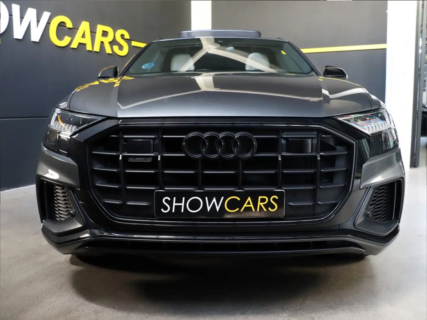 Audi Q8 50 TDI Black line quattro tiptronic 210kW Gris - 2