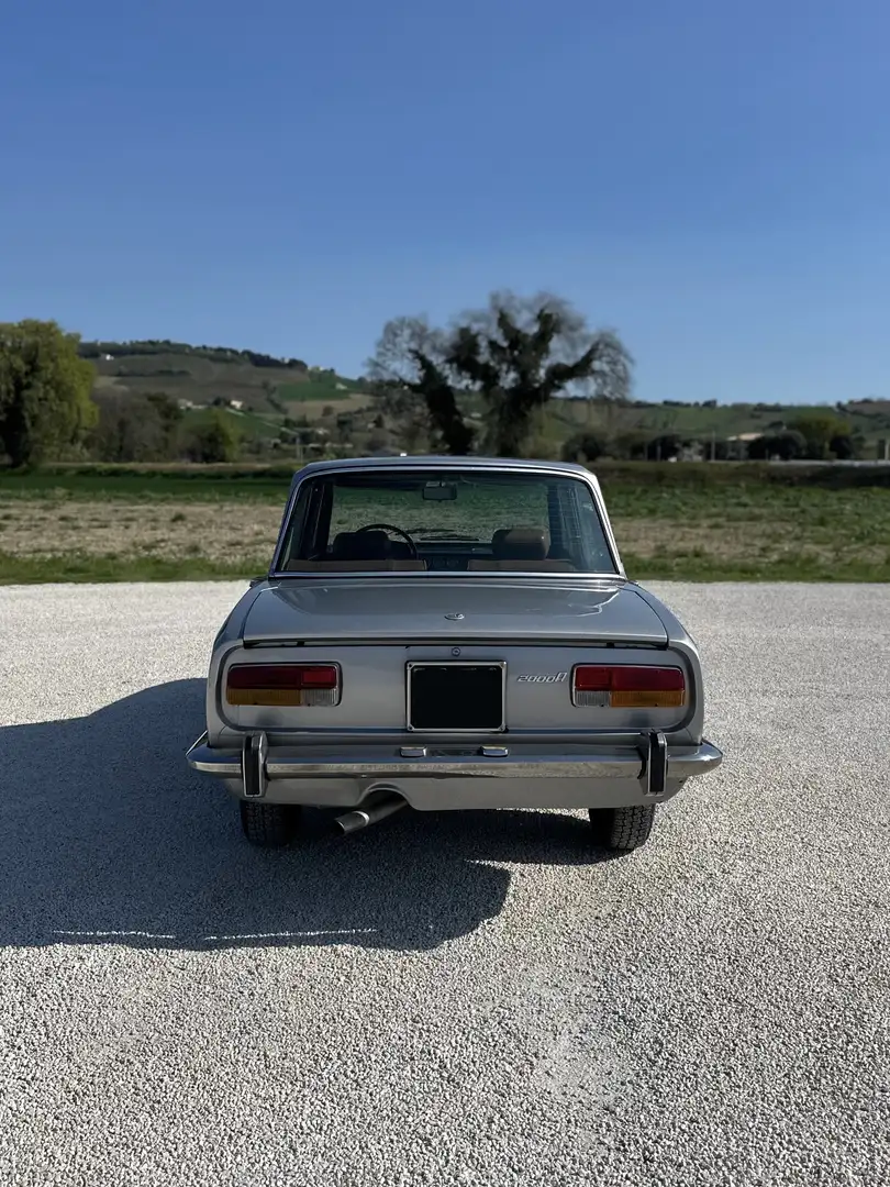 Alfa Romeo 2000 AUTOMATICA - RARA - 2