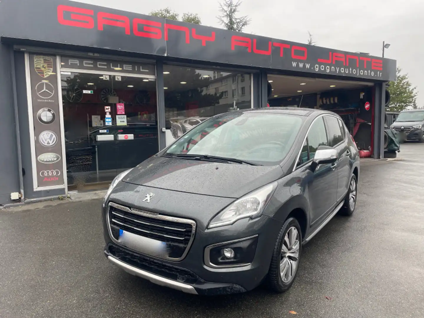 Peugeot 3008 1.2 PURETECH 130CH ALLURE S\u0026S Gris - 1