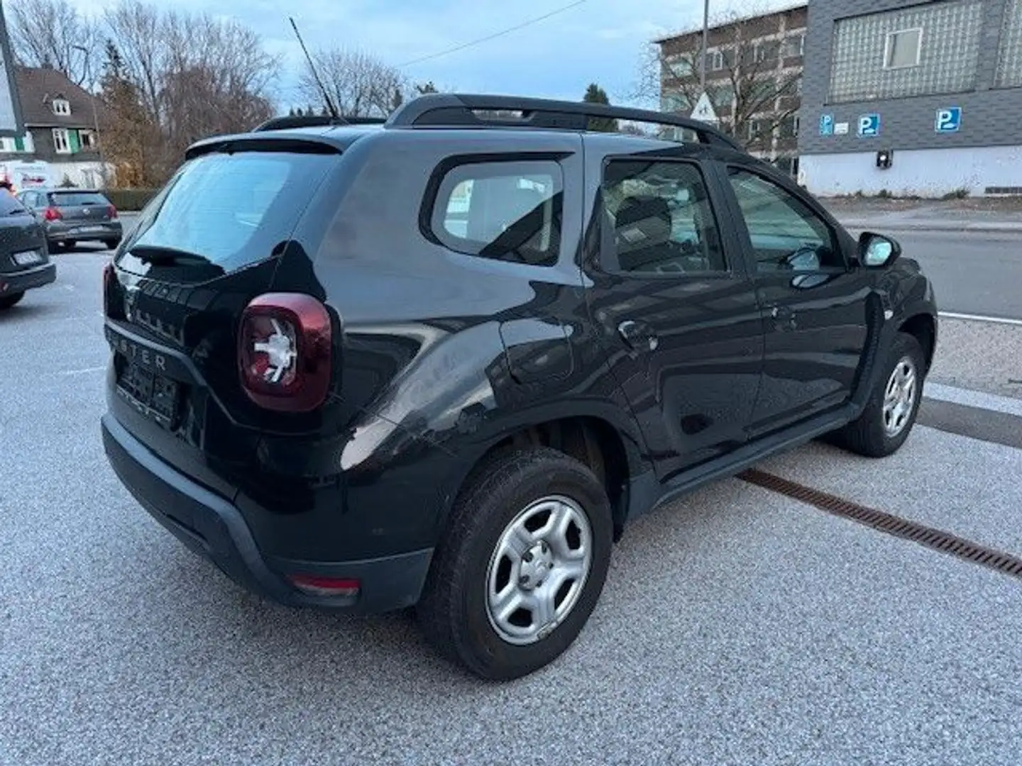 Dacia Duster II Comfort 4WD Schwarz - 1
