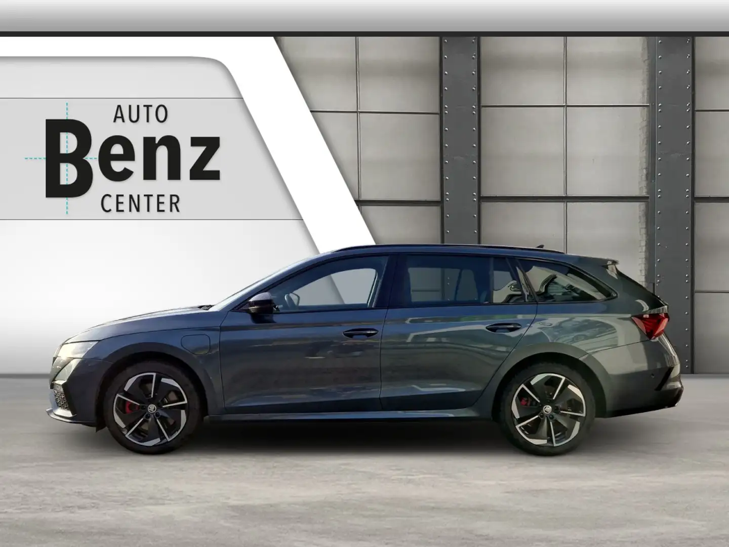 Skoda Octavia Combi 1,4 TSI DSG RS iV ACC*APP*SHZ*NAVI Klima Šedá - 2