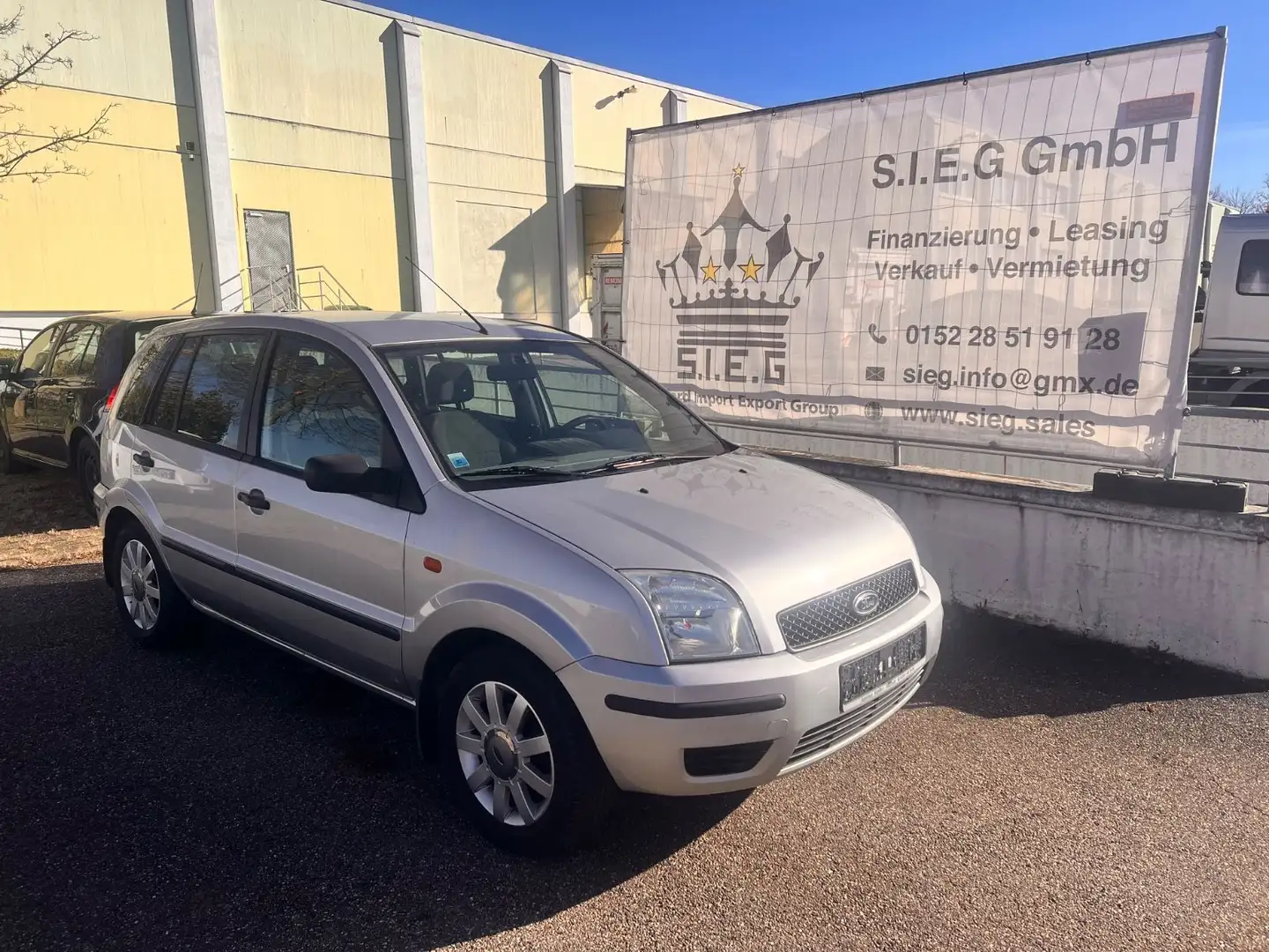 Ford Fusion Viva Silber - 1