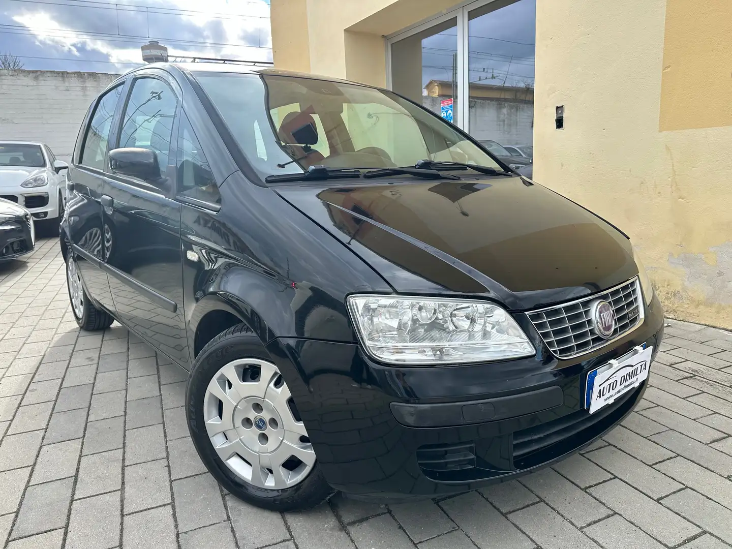 Fiat Idea AUTOMATICA Idea 1.3 mjt EURO 4 Чорний - 1