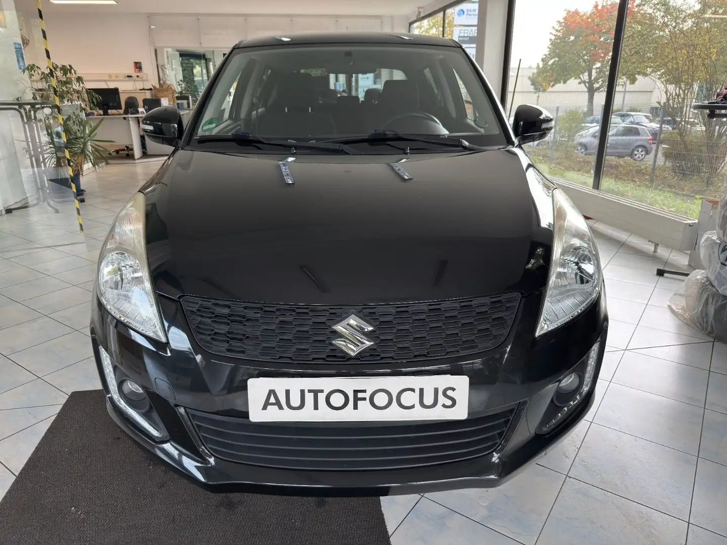 Suzuki Swift Comfort ECO+*Keyless Schwarz - 2