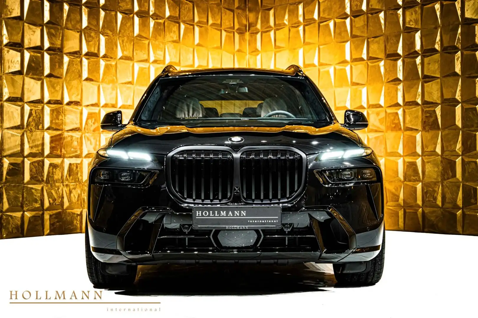 BMW X7 xDrive 40d + Sky Lounge + Bowers & Wilkins + Fekete - 2