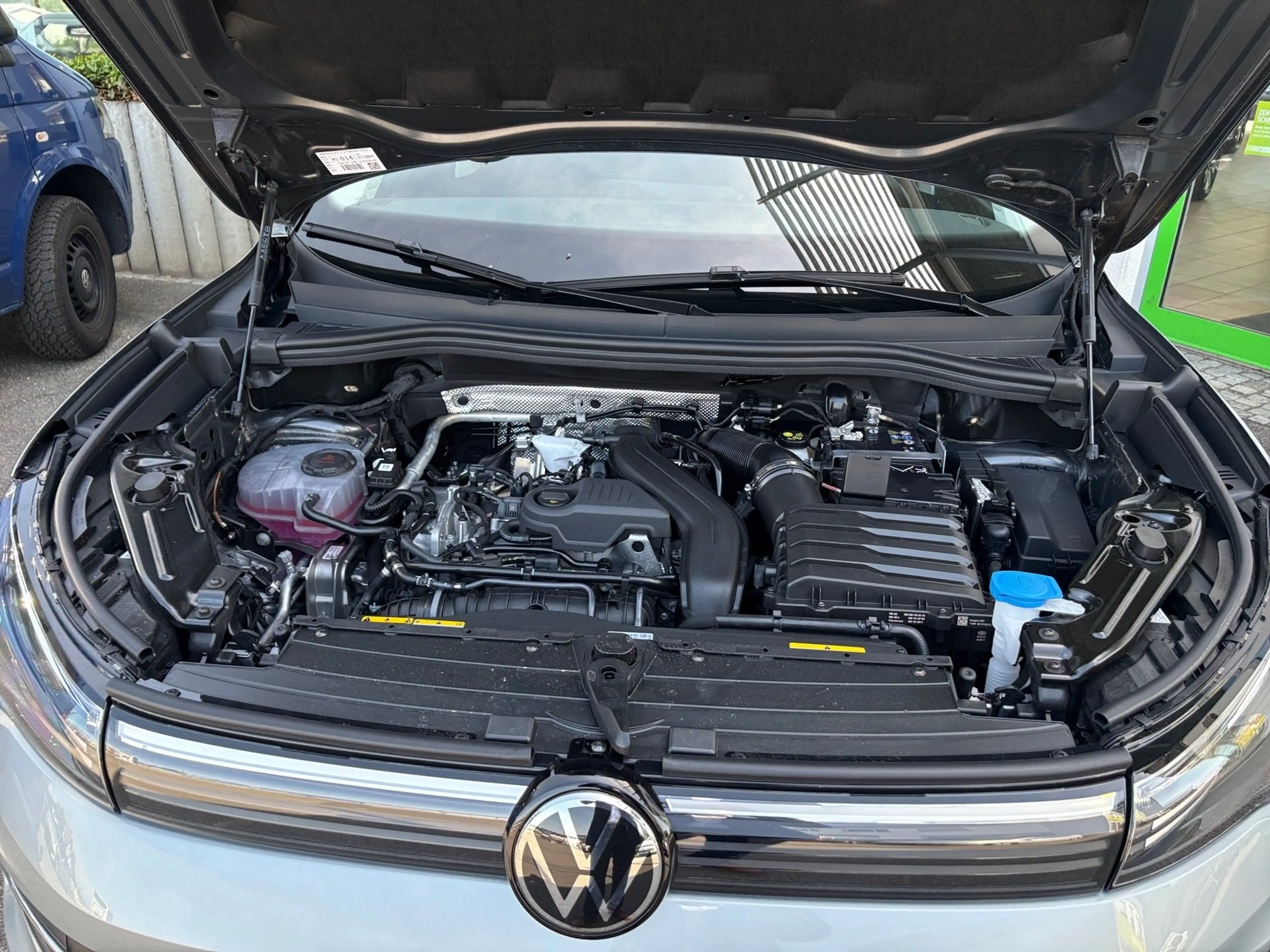 Volkswagen Tiguan 1.5 eTSI Energy *AHK*NAVI*KAMERA*SITZHZG* — photo 9