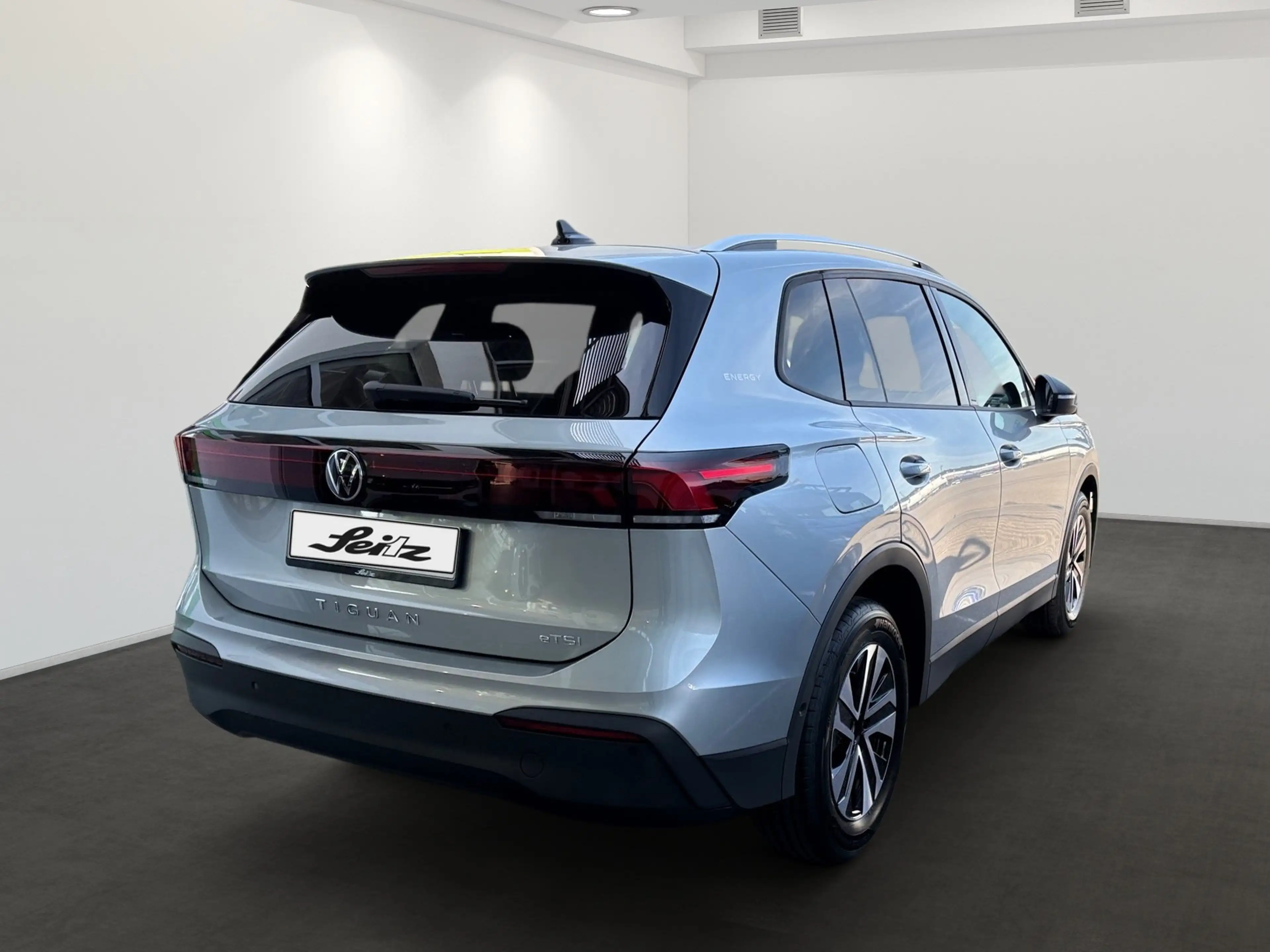 Volkswagen Tiguan 1.5 eTSI Energy *AHK*NAVI*KAMERA*SITZHZG* — photo 6