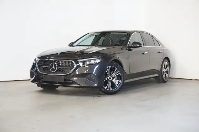Mercedes-Benz E 220 RIJASSISTENTIE PAKKET-MBUX SUPERSCREEN-PANO DAK