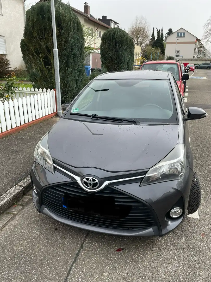 Toyota Yaris 1.0 VVT-i - 2