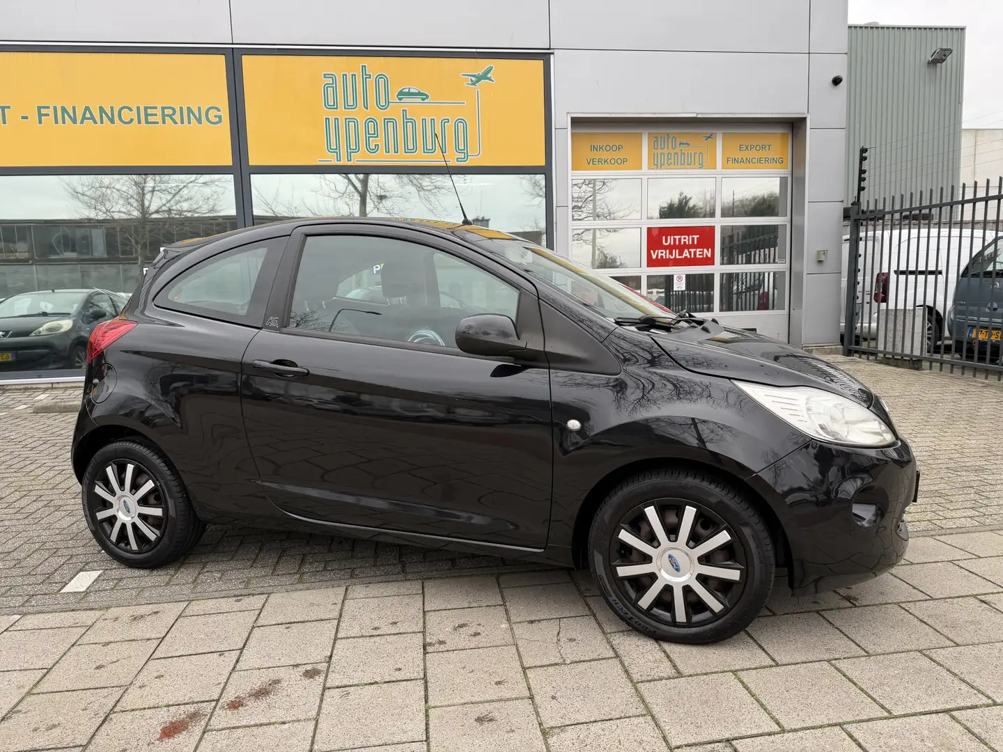 Ford Ka/Ka+ 1.2 Titanium * 85.146 Km * Airco * NIEUWSTAAT * Schwarz - 2