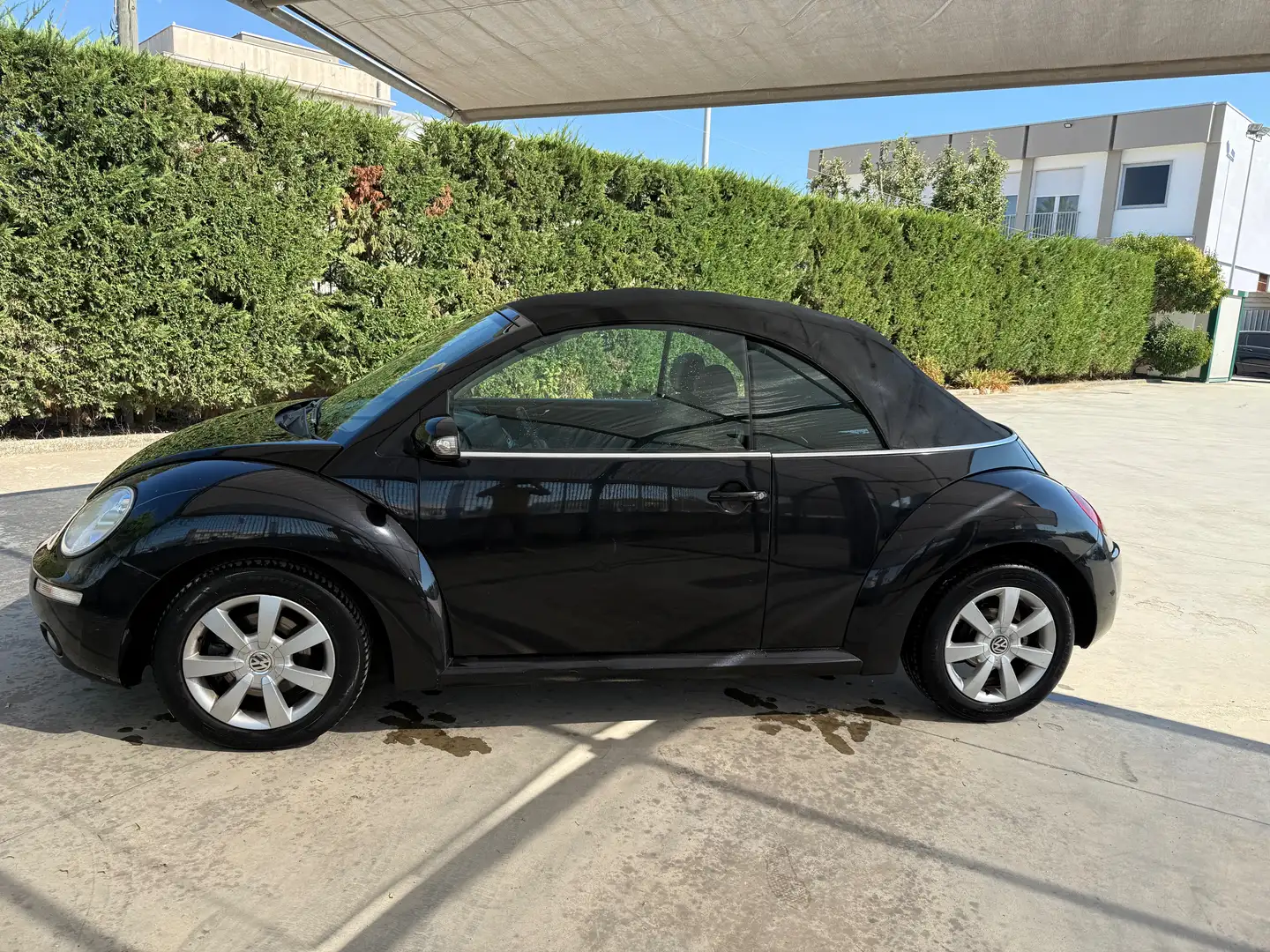 Volkswagen New Beetle New Beetle Cabrio Cabrio 1.9 tdi limited Red Editi Negro - 1