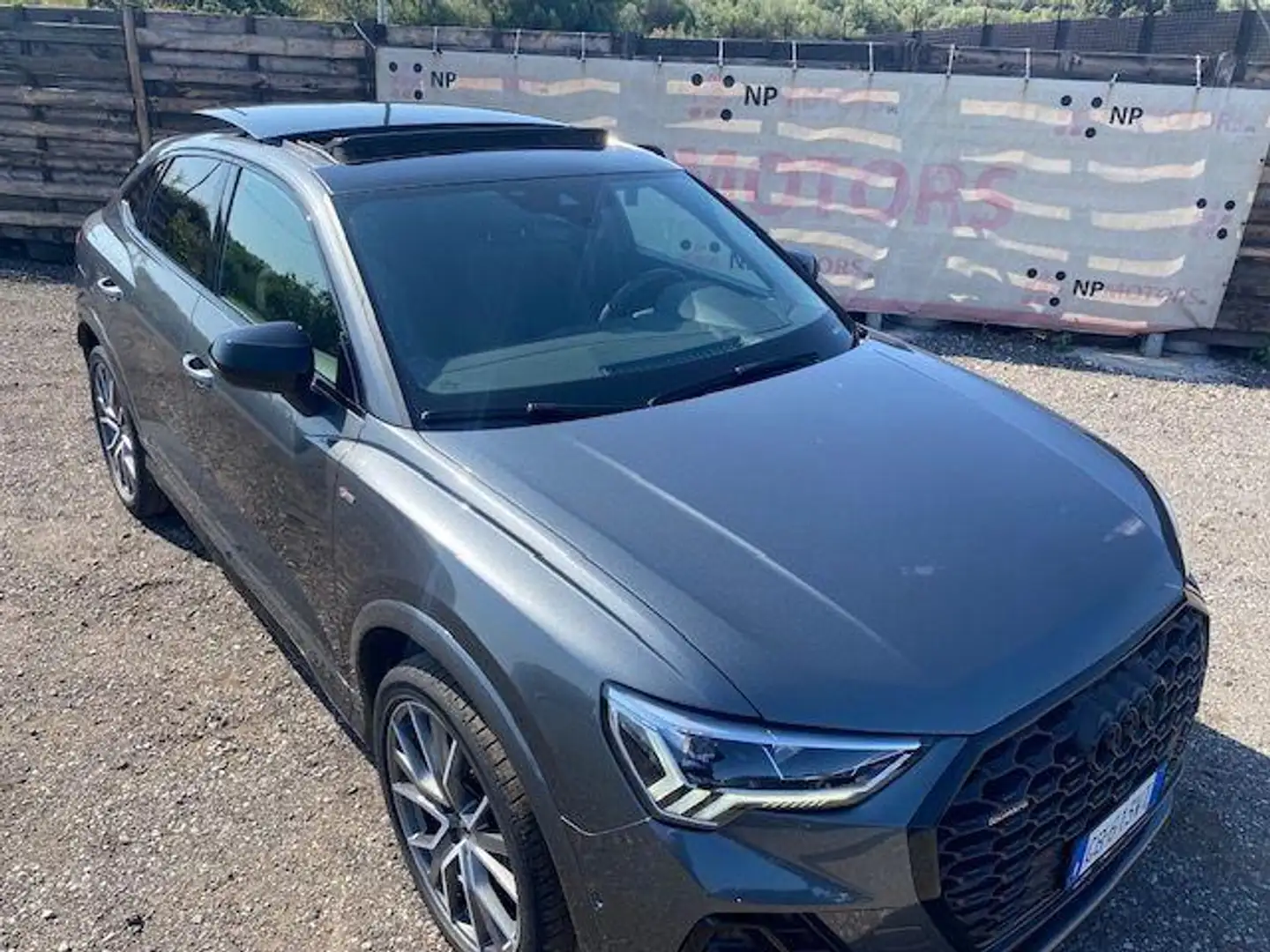 Audi Q3 SPB 40 TDI qu. S tr. S line edition Grigio - 2