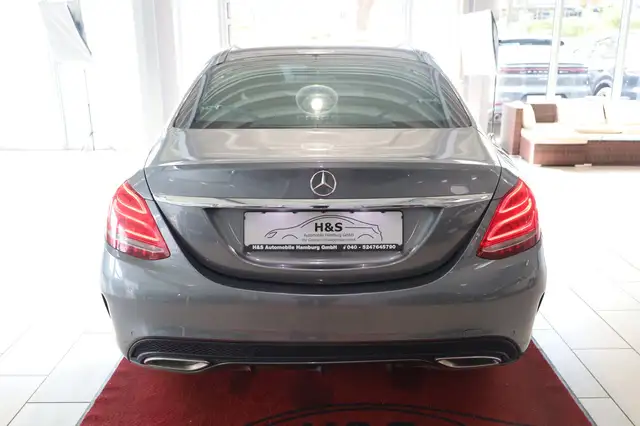Mercedes-Benz C-Class view 7