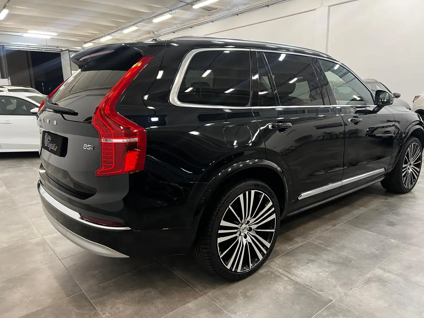 Volvo XC90 2.0 b5 Momentum Pro awd 7posti geartronic Schwarz - 2