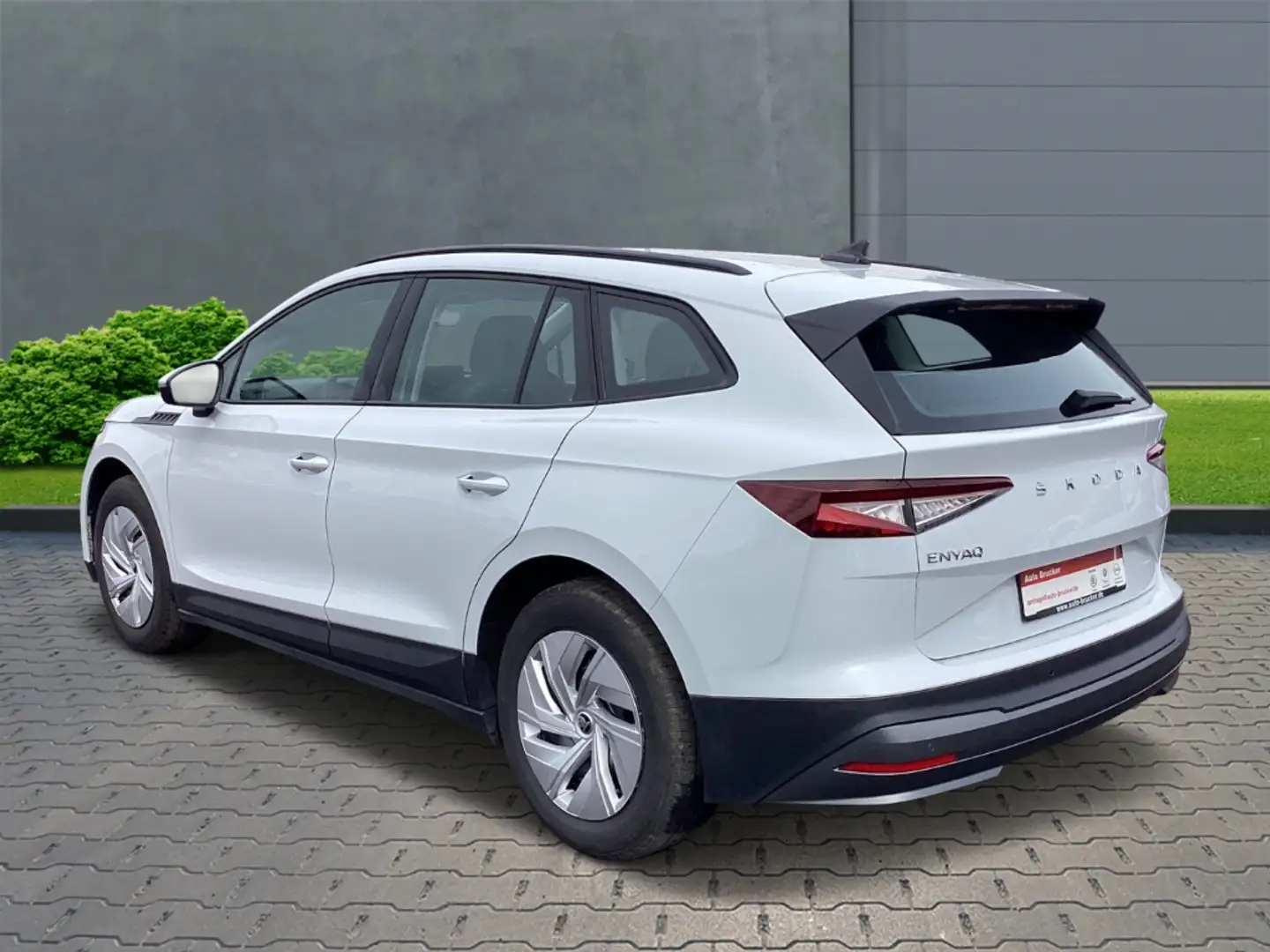 Skoda Enyaq 50 Loft+Navi+Klimaautomatik+LED+Klimaautomatik+Sit Weiß - 2