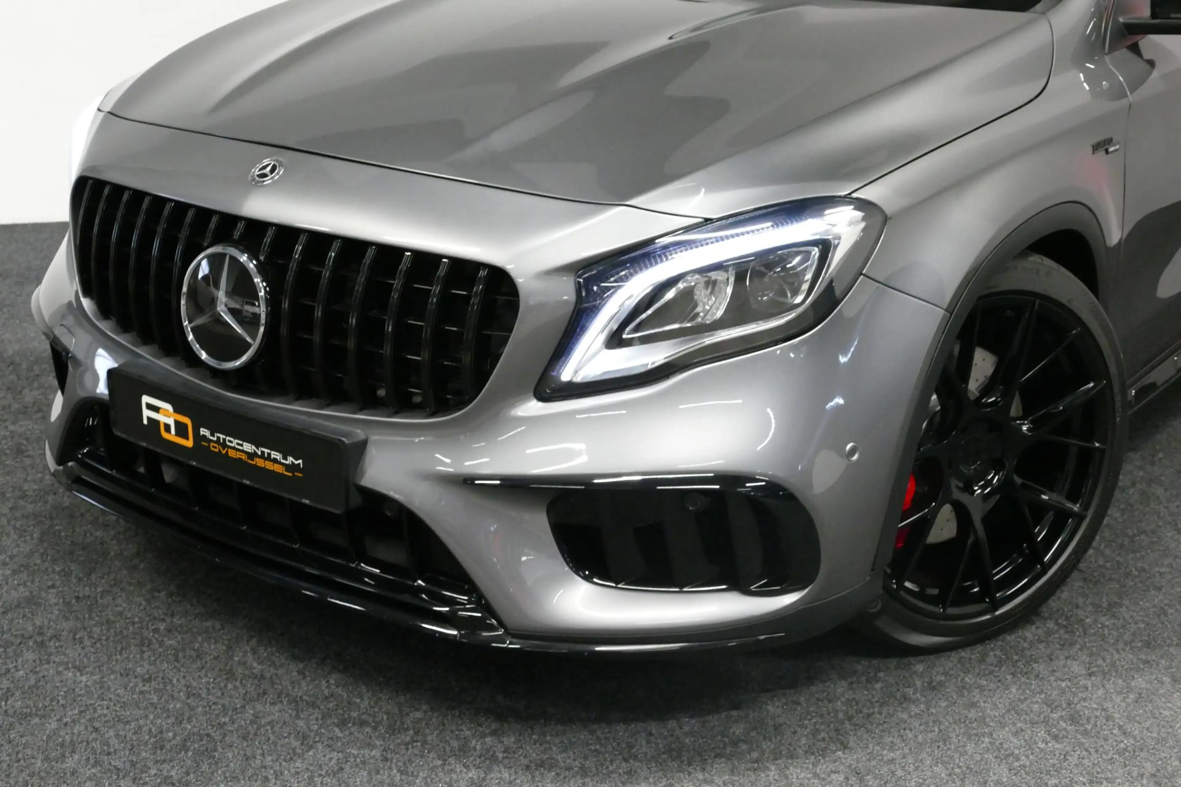 Mercedes-Benz GLA 45 AMG 4MATIC Premium Plus / UNIEK / Panoramadak / AMG Pe — photo 30